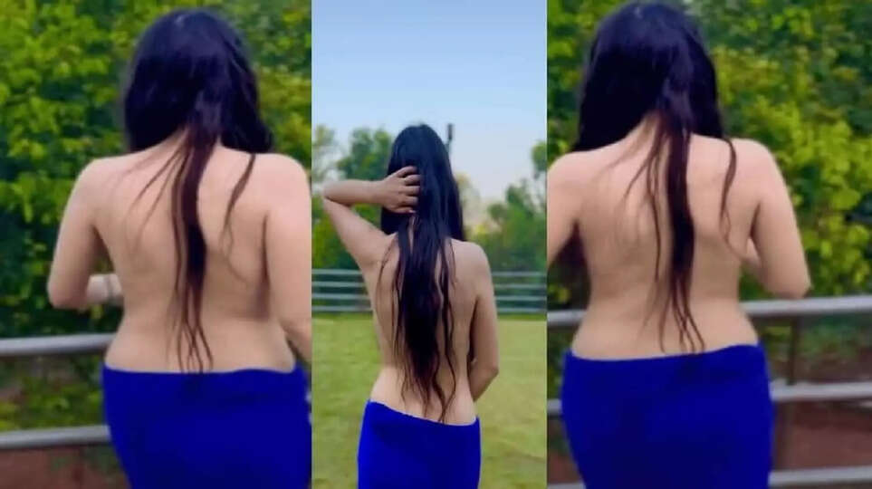 Urfi Javed:Urfi Javed: बिना ब्रा पहने निकल गई सड़को पर उर्फी जावेद , पेपराजी के सामने करने लगी गंदी हरकतें