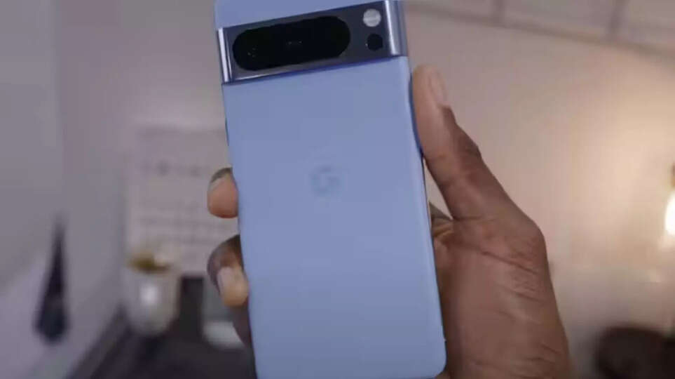 Pixel 8 और 8 Pro की भारत में एंट्री, तस्वीरों में देखिए नए फोन का लुक, डिजाइन और फीचर्स