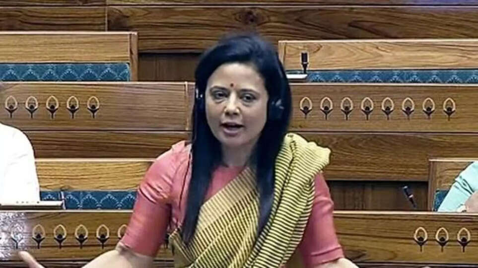 लोकसभा से महुआ मोइत्रा का होगा निष्कासन? एथिक्स कमेटी के चेयरमैन ने स्पीकर ओम बिरला को सौंपी रिपोर्ट