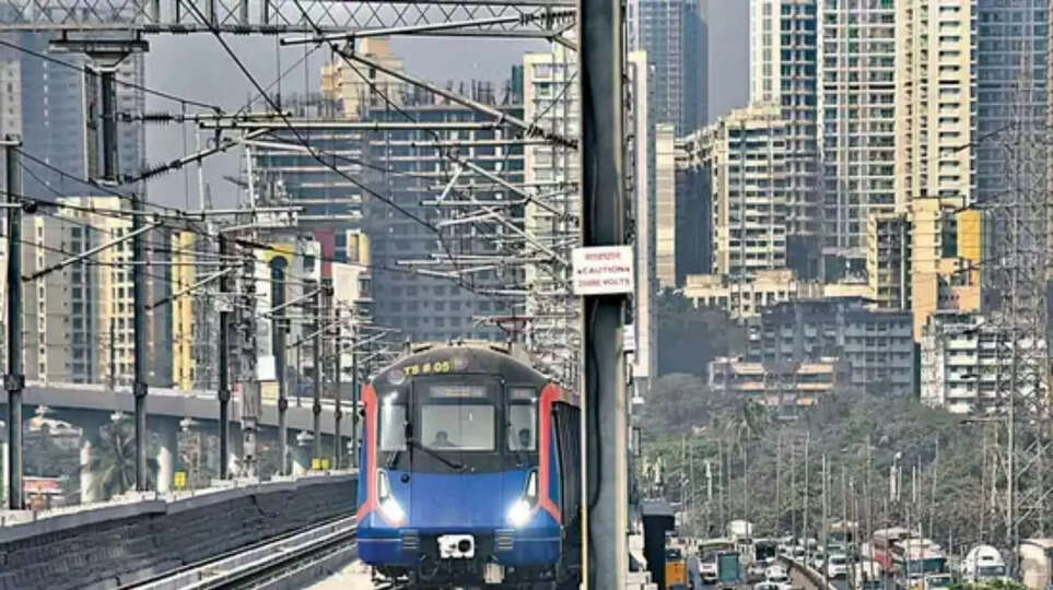 Mumbai Metro Timings: दिवाली पर मुंबईकरों को सीएम एकनाथ शिंदे का तोहफा, अब रात 11 बजे चलेगी इन दो रूट्स की आखिरी मेट्रो
