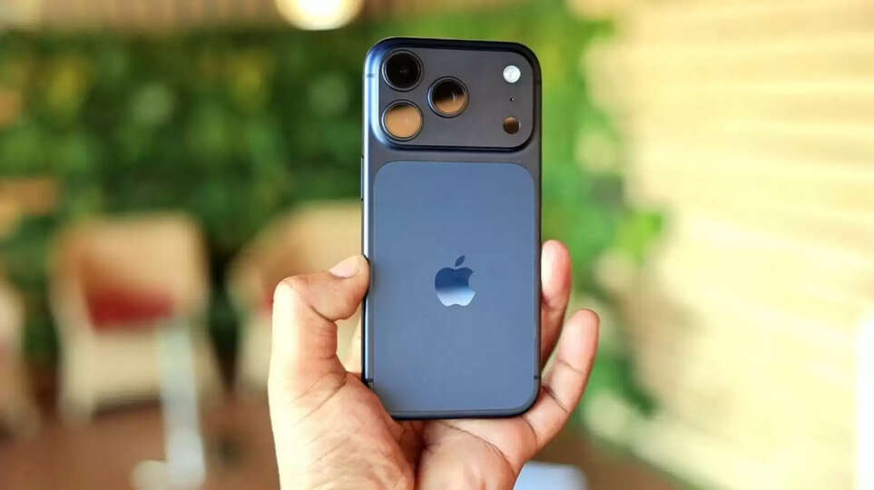 iPhone 18 Pro release date, Apple 2nm chip, iPhone 18 Pro camera updates, next-gen iPhone specs.
