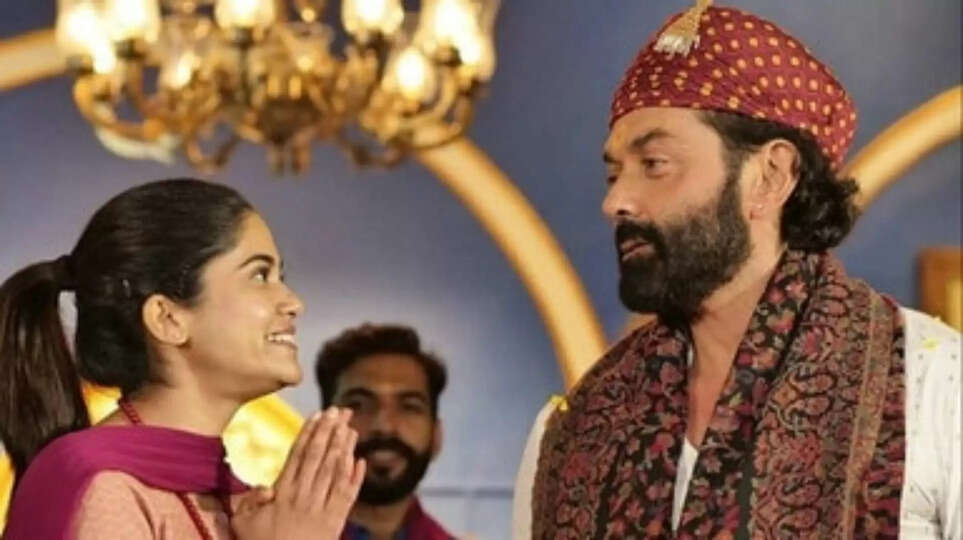 Aashram 3 Part 2 Review: