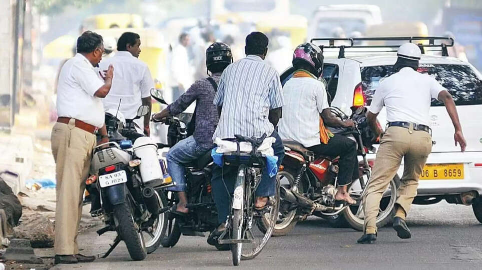 हेलमेट के साथ बिना बीमा के वाहनों से 5 हजार तक वसूला जाएगा जुर्माना, चेकिंग का महाअभियान शुरु