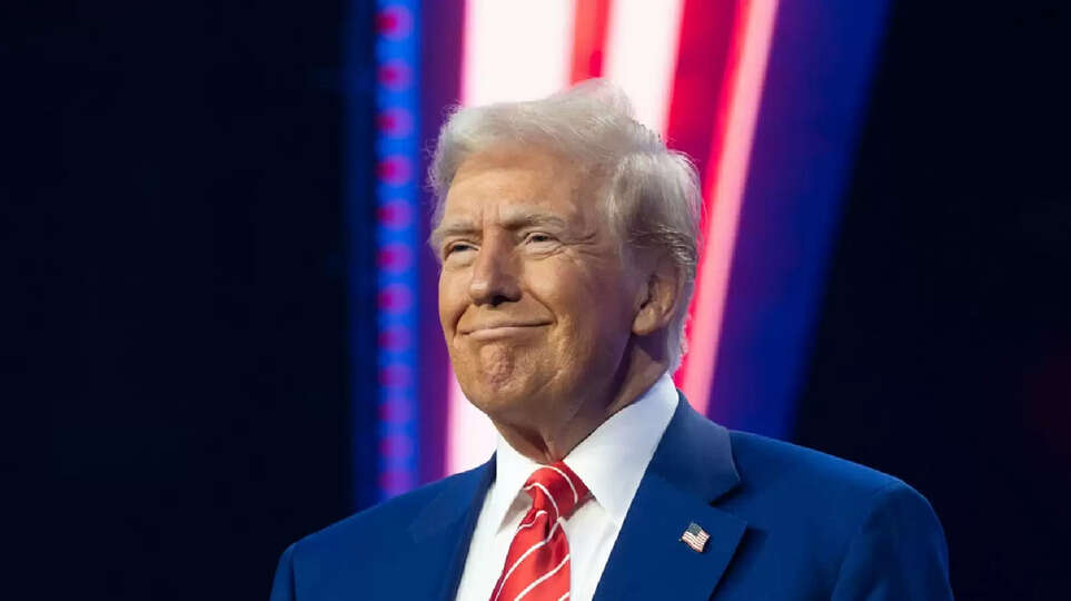 TRUMP 